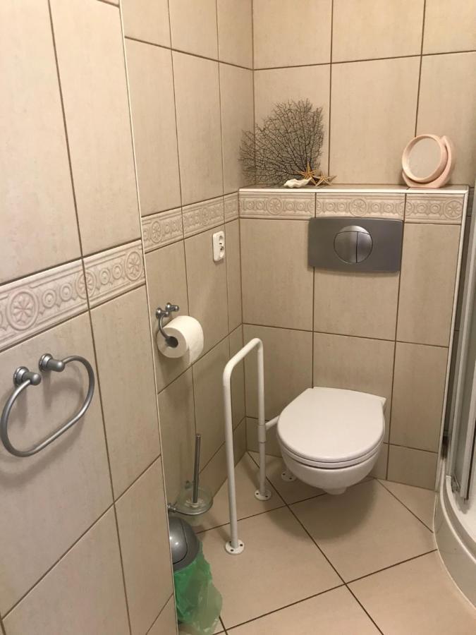Appartamento Apartament Bursztyn Kołobrzeg Esterno foto