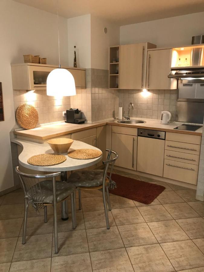 Appartamento Apartament Bursztyn Kołobrzeg Esterno foto