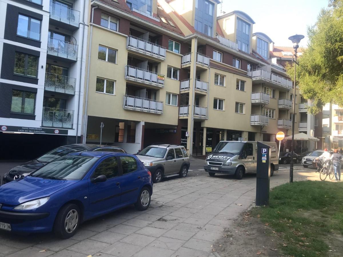 Appartamento Apartament Bursztyn Kołobrzeg Esterno foto